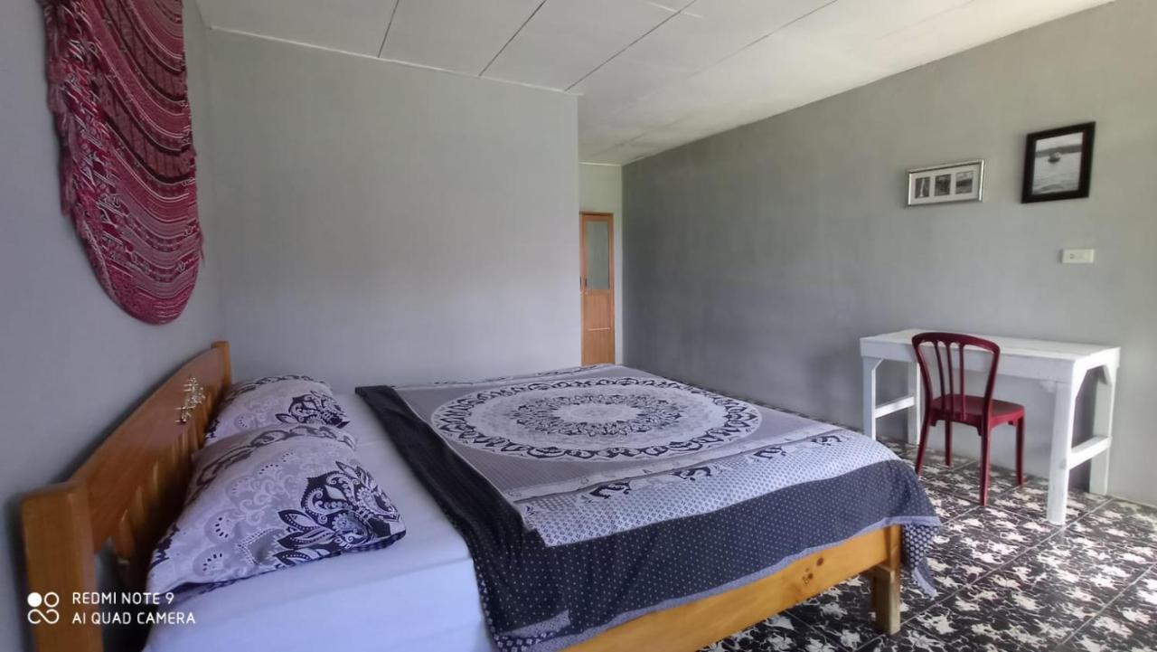 Leokap Homestay Тук Тук Екстериор снимка