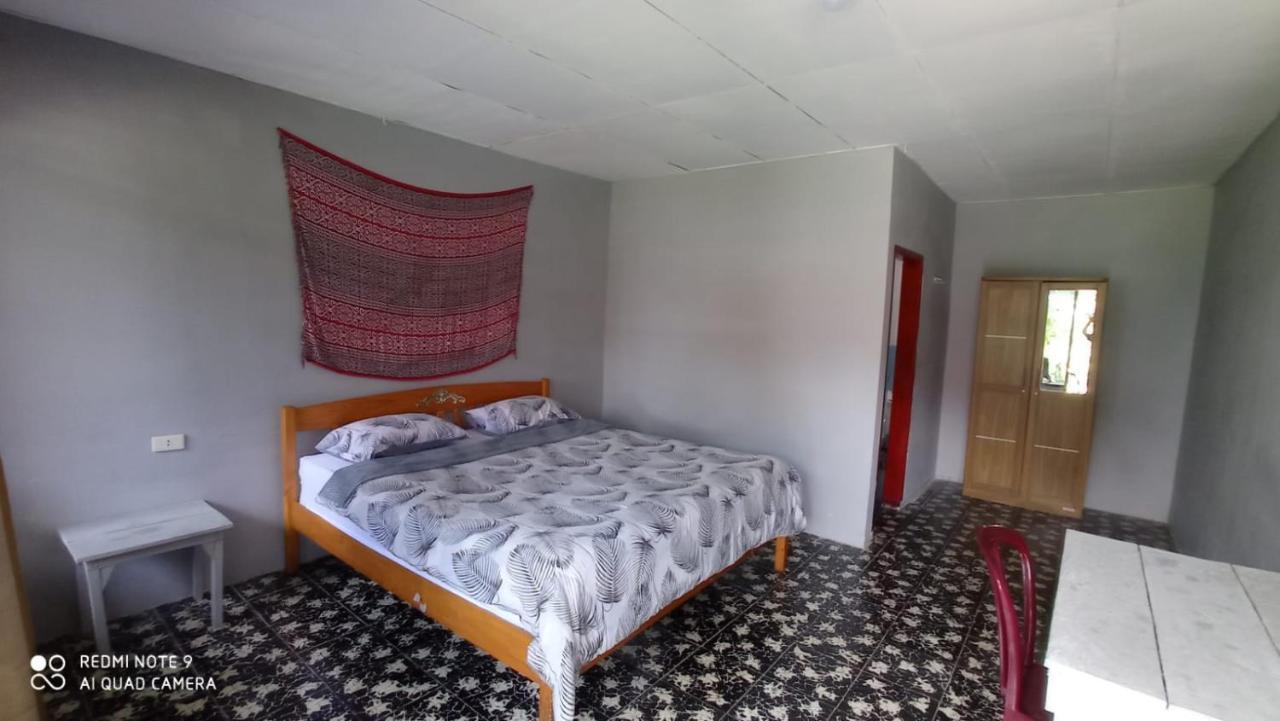 Leokap Homestay Тук Тук Екстериор снимка